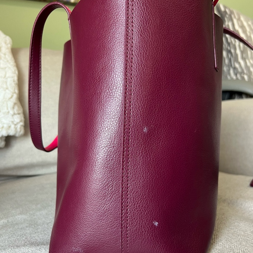 Kate Spade Oxblood Reversible Tote with Matching Wallet - Picture 3 of 9
